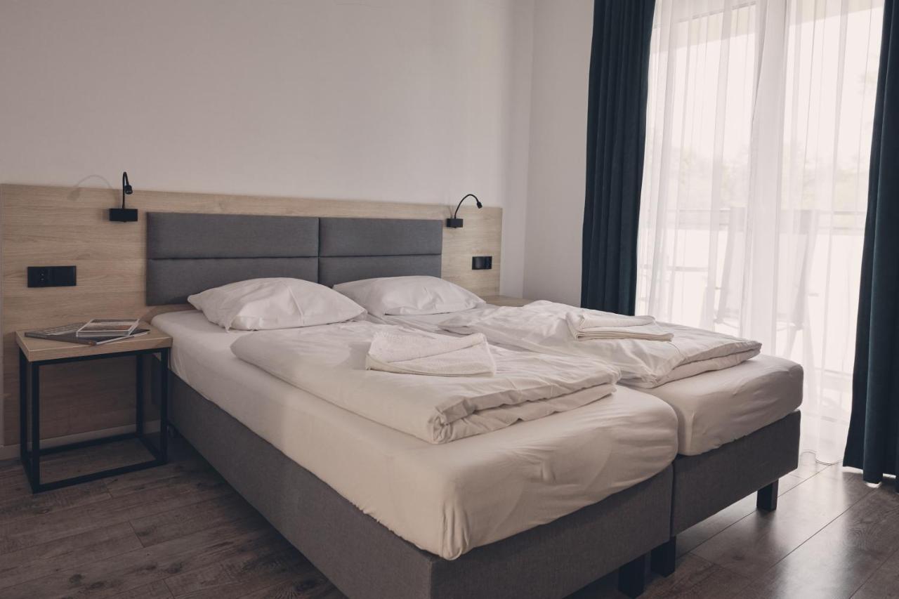 רבאל Holiday Siesta Pensjonat, Domki מראה חיצוני תמונה